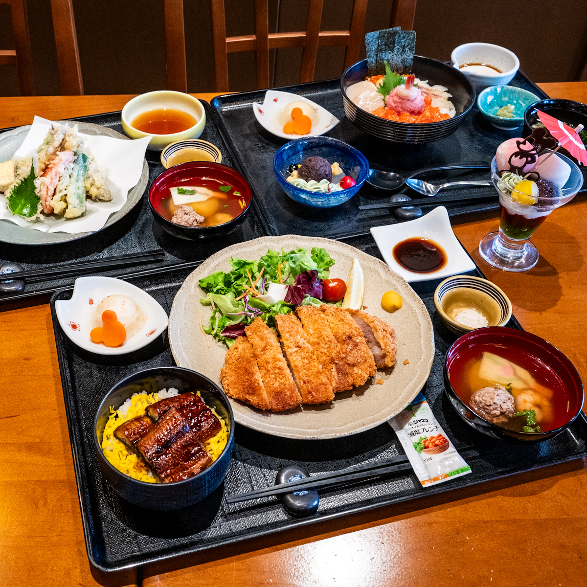 れすとらん北齋“東京ディズニーリゾートのお正月2026”雑煮椀　お食事