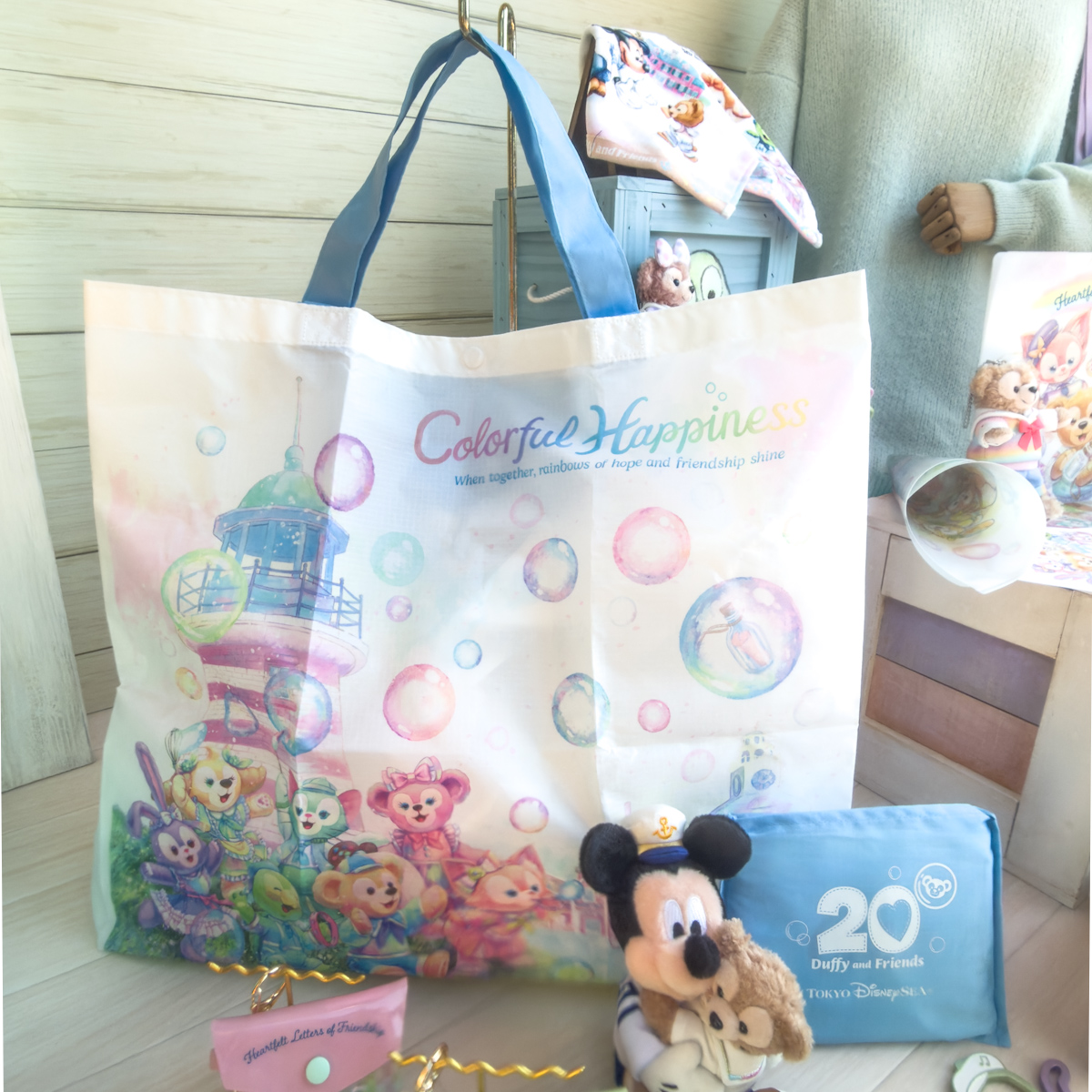 東京ディズニーシー「ダッフィー＆フレンズ20周年：カラフルハピネス」お買い物袋デザインショッピングバッグ（エコバッグ）