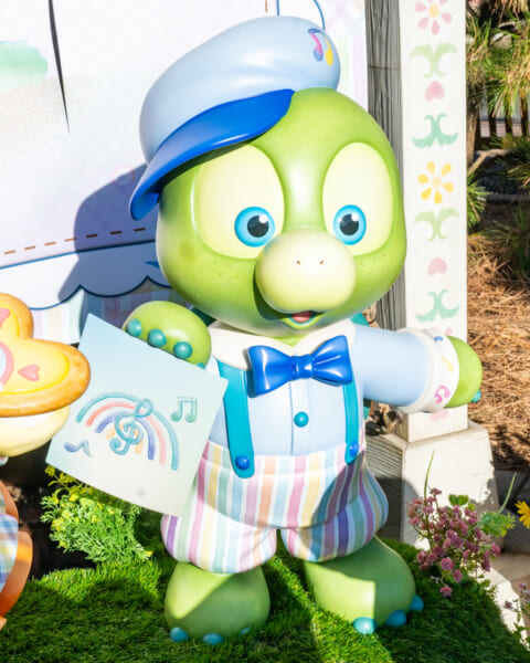 フォトスポット ダッフィー＆フレンズのハートフェルト・レターズ・オブ・フレンドシップデザイン　オル・メル