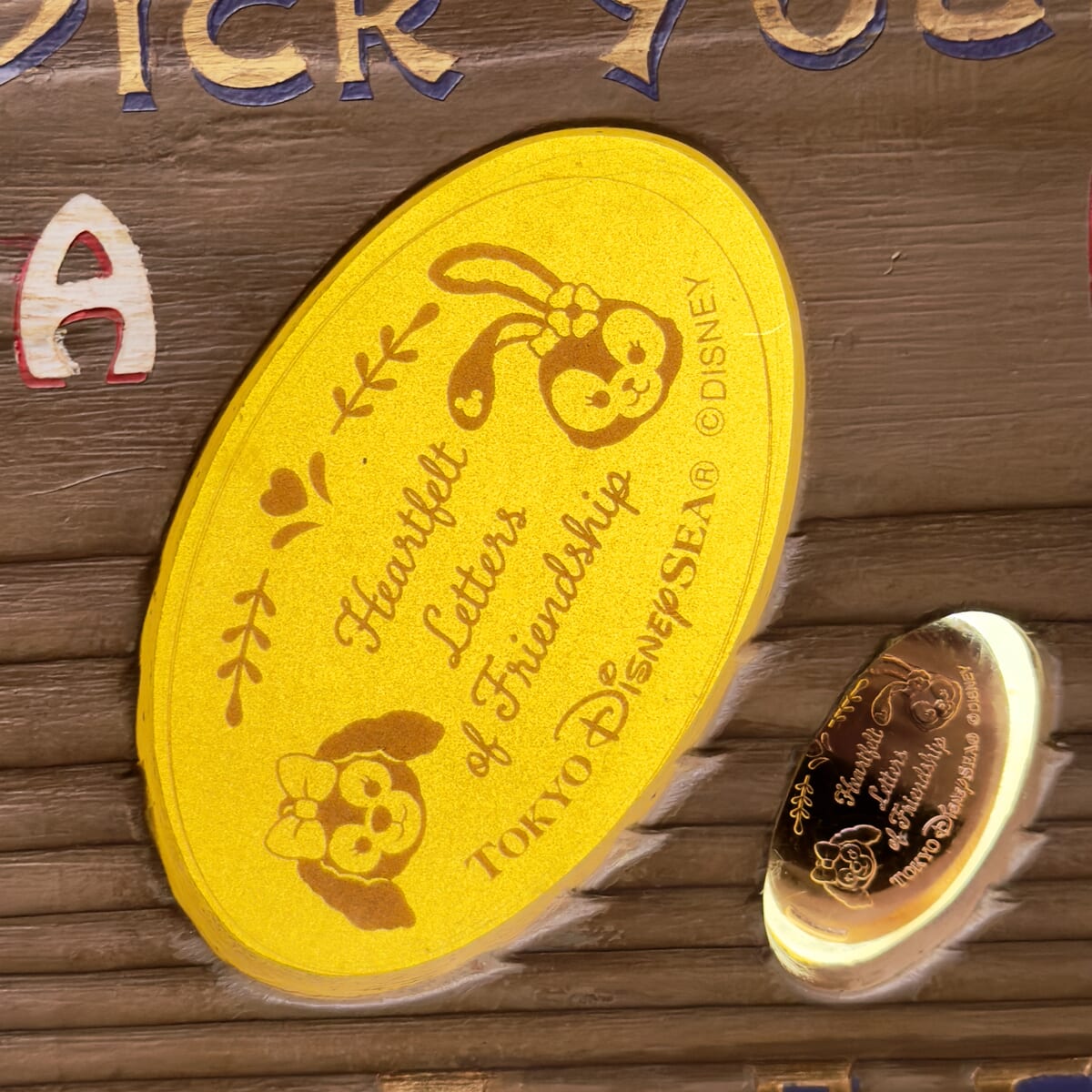 クッキー・アン＆ステラ・ルースーベニアメダル