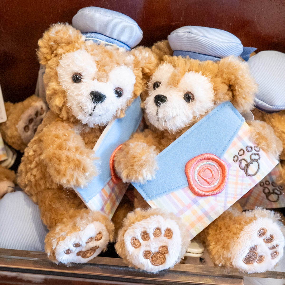 ダッフィーくっつきぬいぐるみ