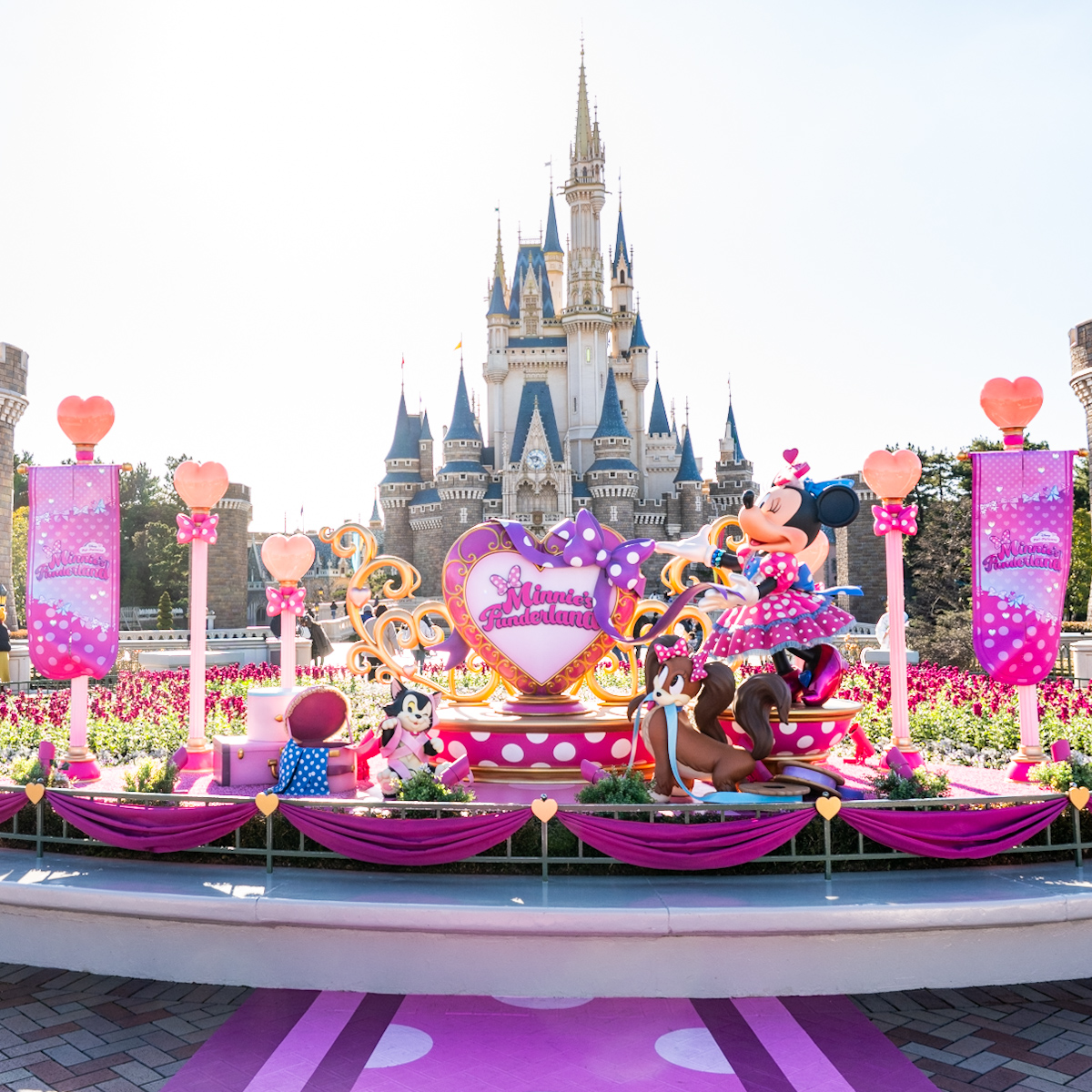 東京ディズニーランド「ディズニー・パルパルーザ”ミニーのファンダーランド”」2026デコレーション