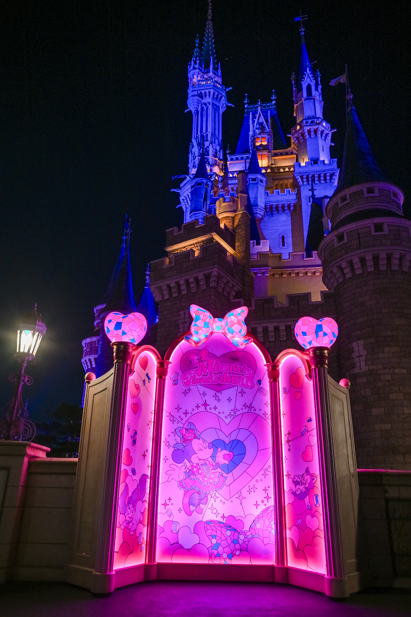 ミニーとハートが作れるフォトロケーション