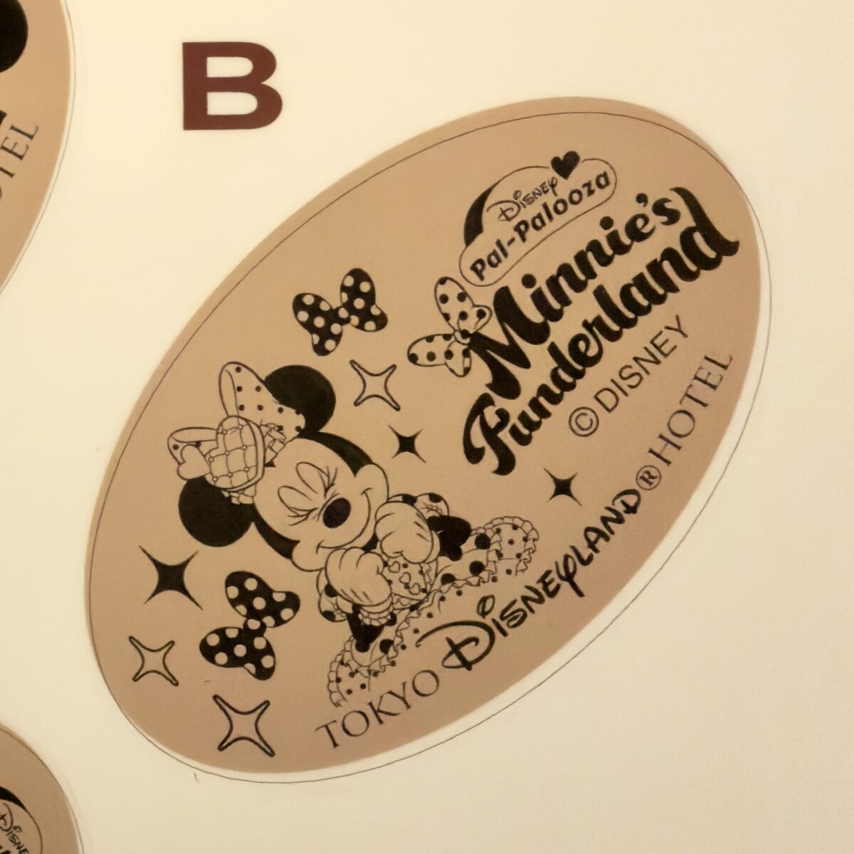 東京ディズニーランド「ディズニー・パルパルーザ”ミニーのファンダーランド”」スーベニアメダル2026　東京ディズニーランドホテル　ミニー1