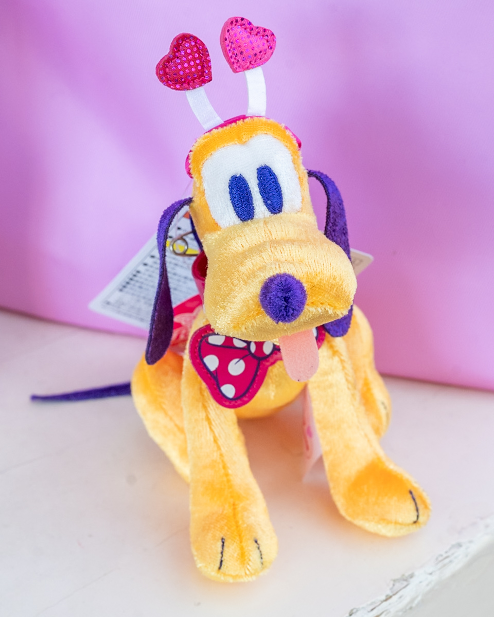 プルートぬいぐるみバッジ