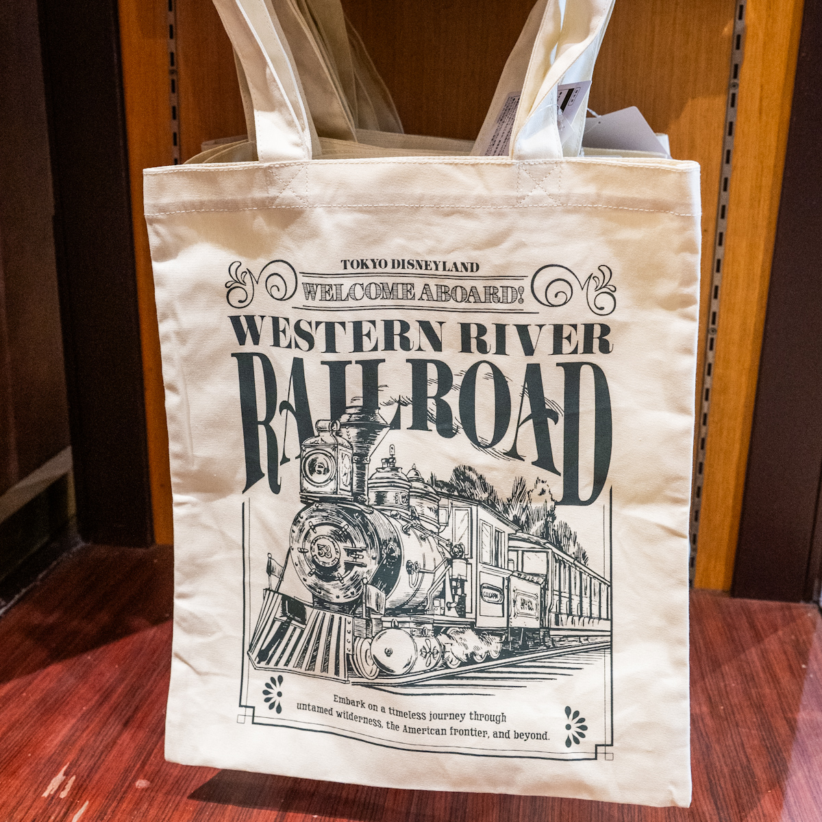 東京ディズニーランド・シー アトラクショントートバッグ
