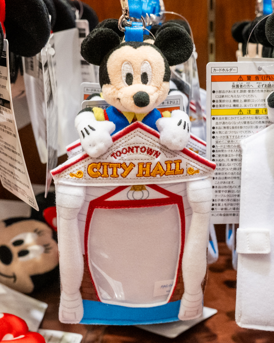 東京ディズニーリゾート トゥーンタウン「ミッキーマウス」カードホルダー1