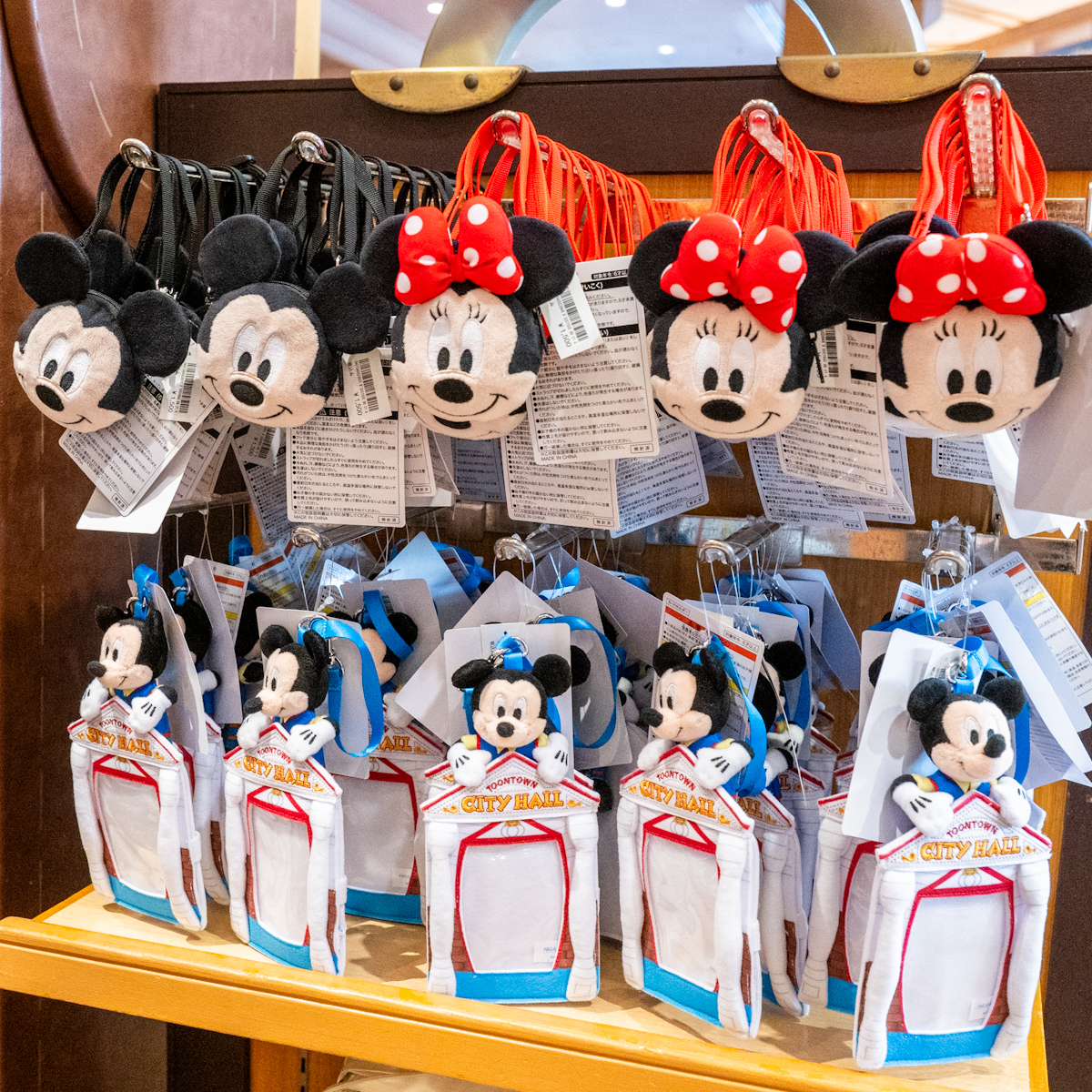 東京ディズニーリゾート トゥーンタウン「ミッキーマウス」カードホルダーお土産