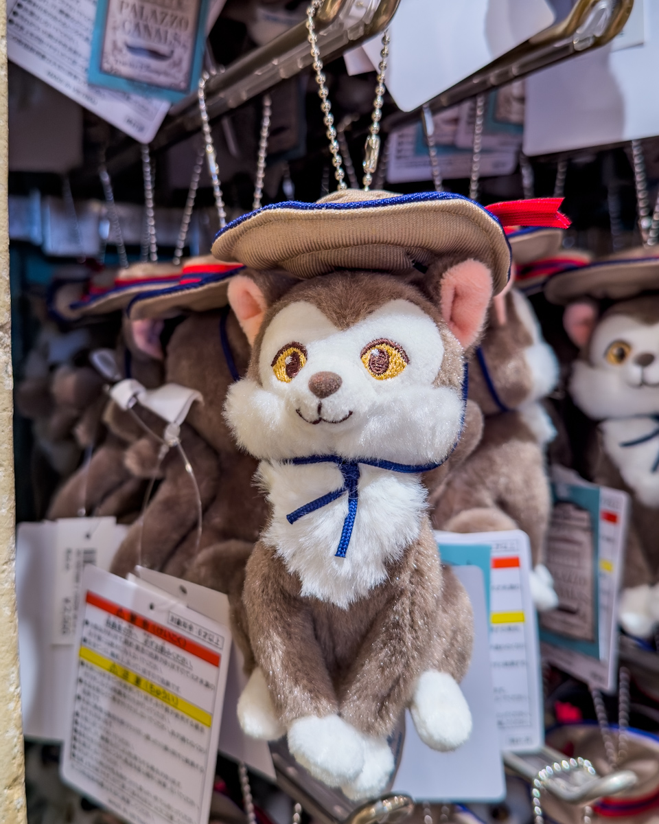 ニャーリオぬいぐるみバッジ