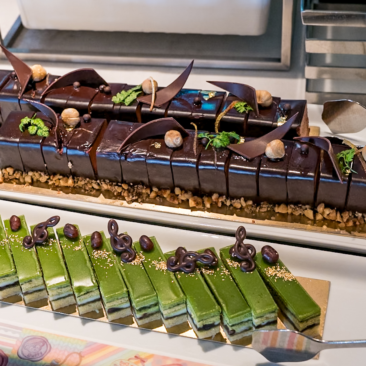 チョコレートとヘーゼルナッツのムース