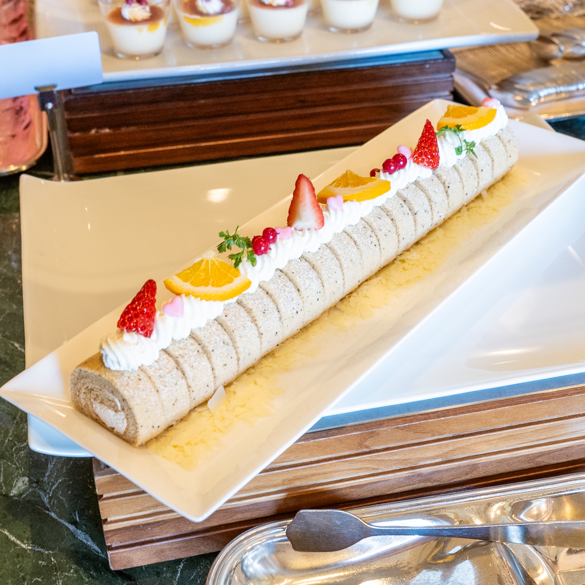 紅茶のロールケーキ