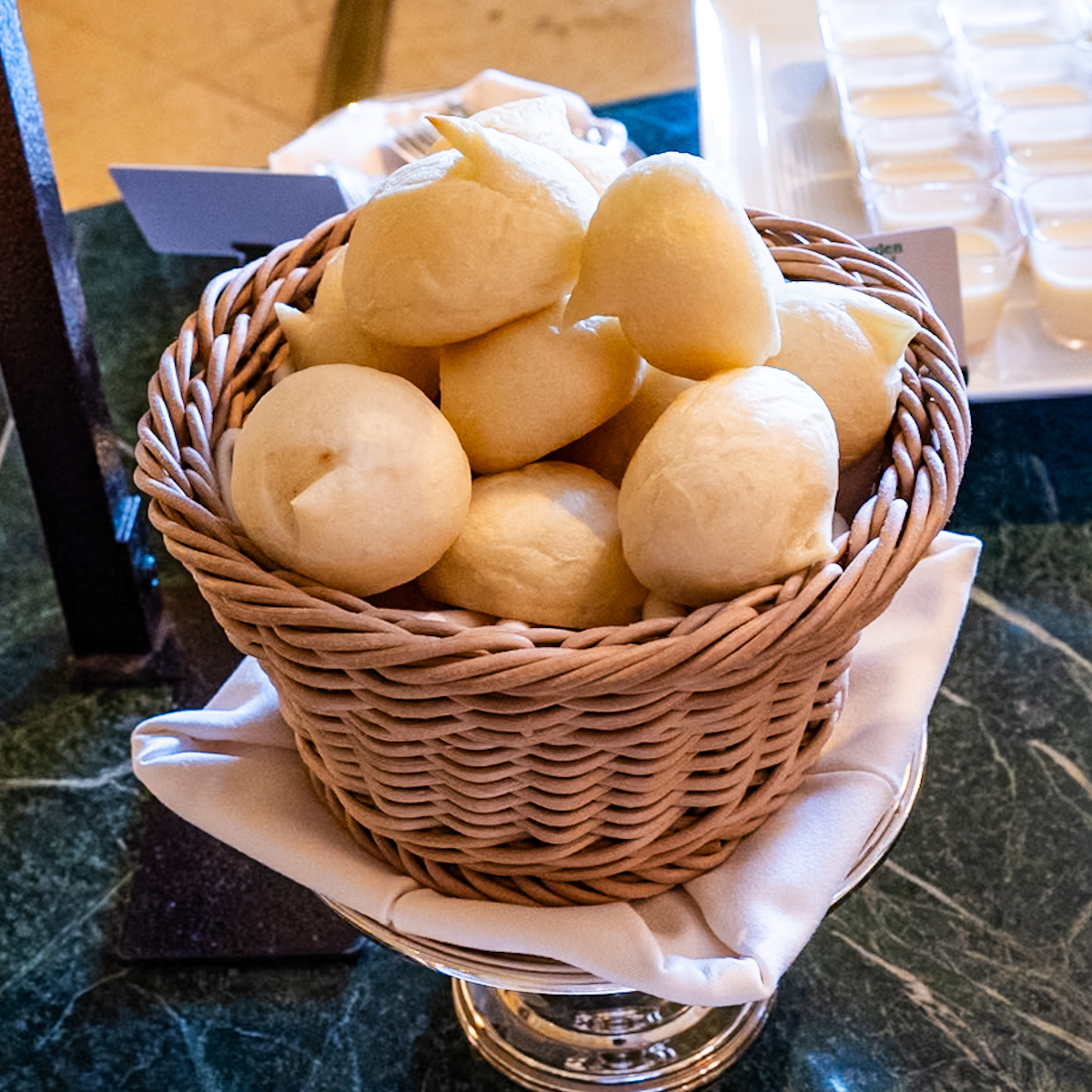 ホワイトブレッド