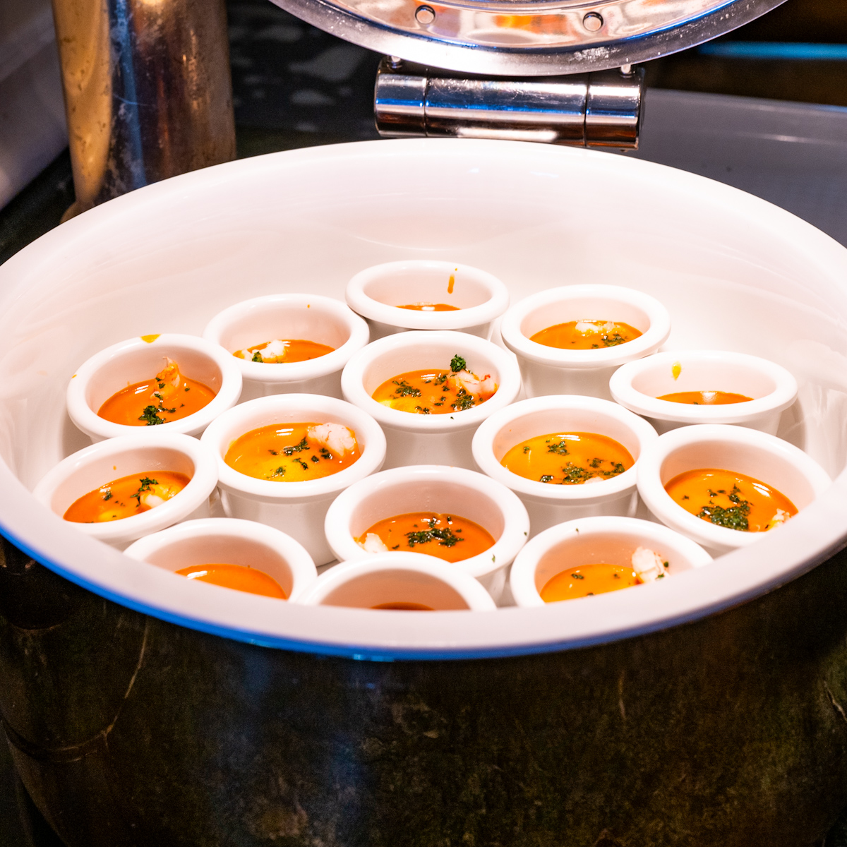 白身魚と帆立貝のムース　アメリケーヌソース