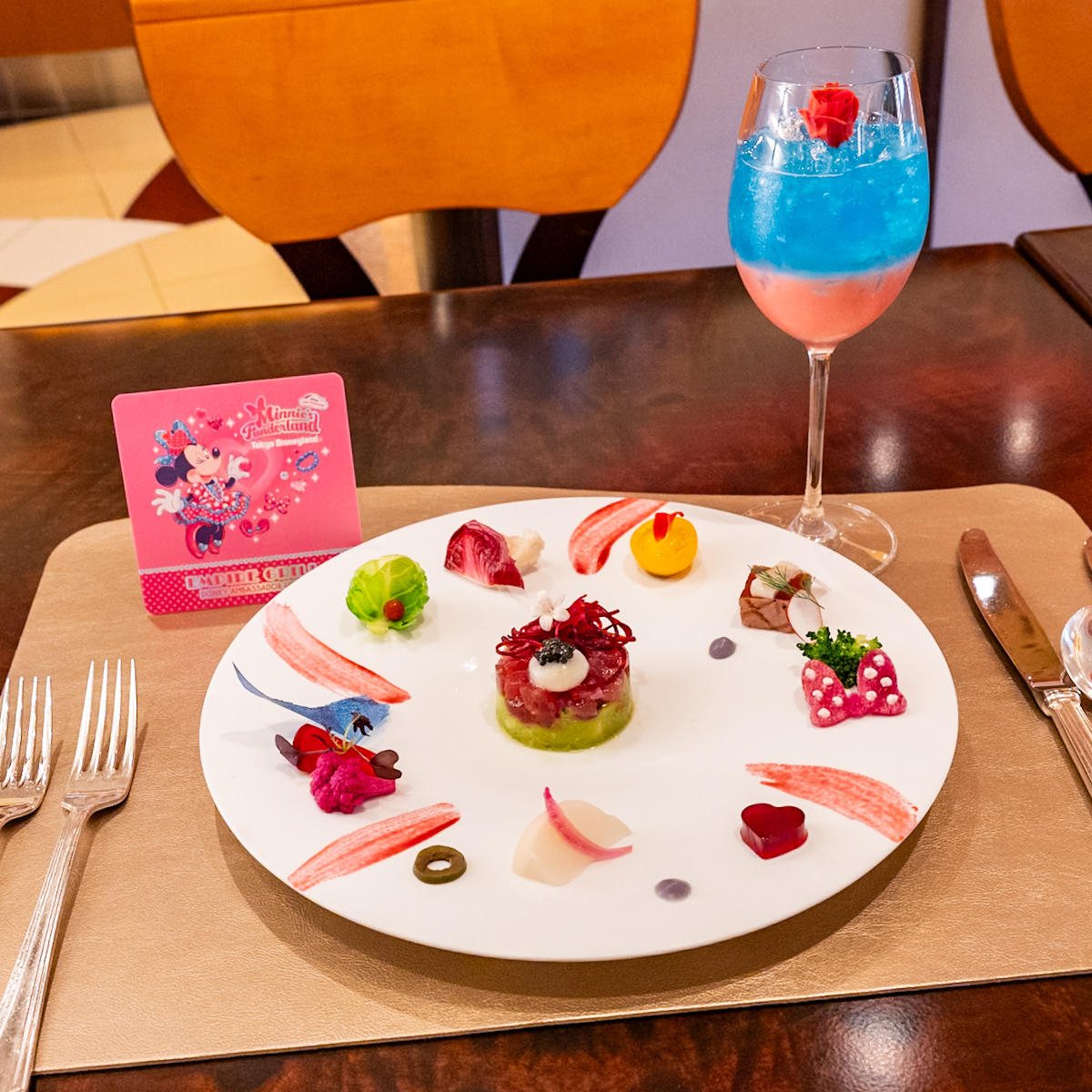 エンパイア・グリル「ディズニー・パルパルーザ“ミニーのファンダーランド”」エンパイア・グリル・ランチ