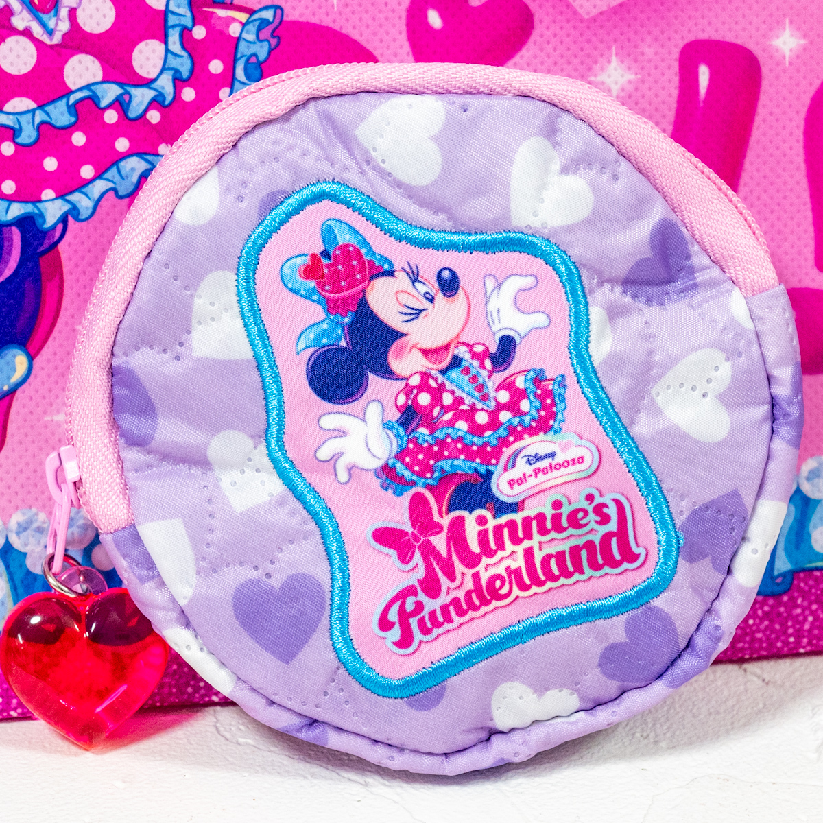 東京ディズニーランド「ディズニー・パルパルーザ”ミニーのファンダーランド”」カプセルトイ（ポーチ）パープル　ハート