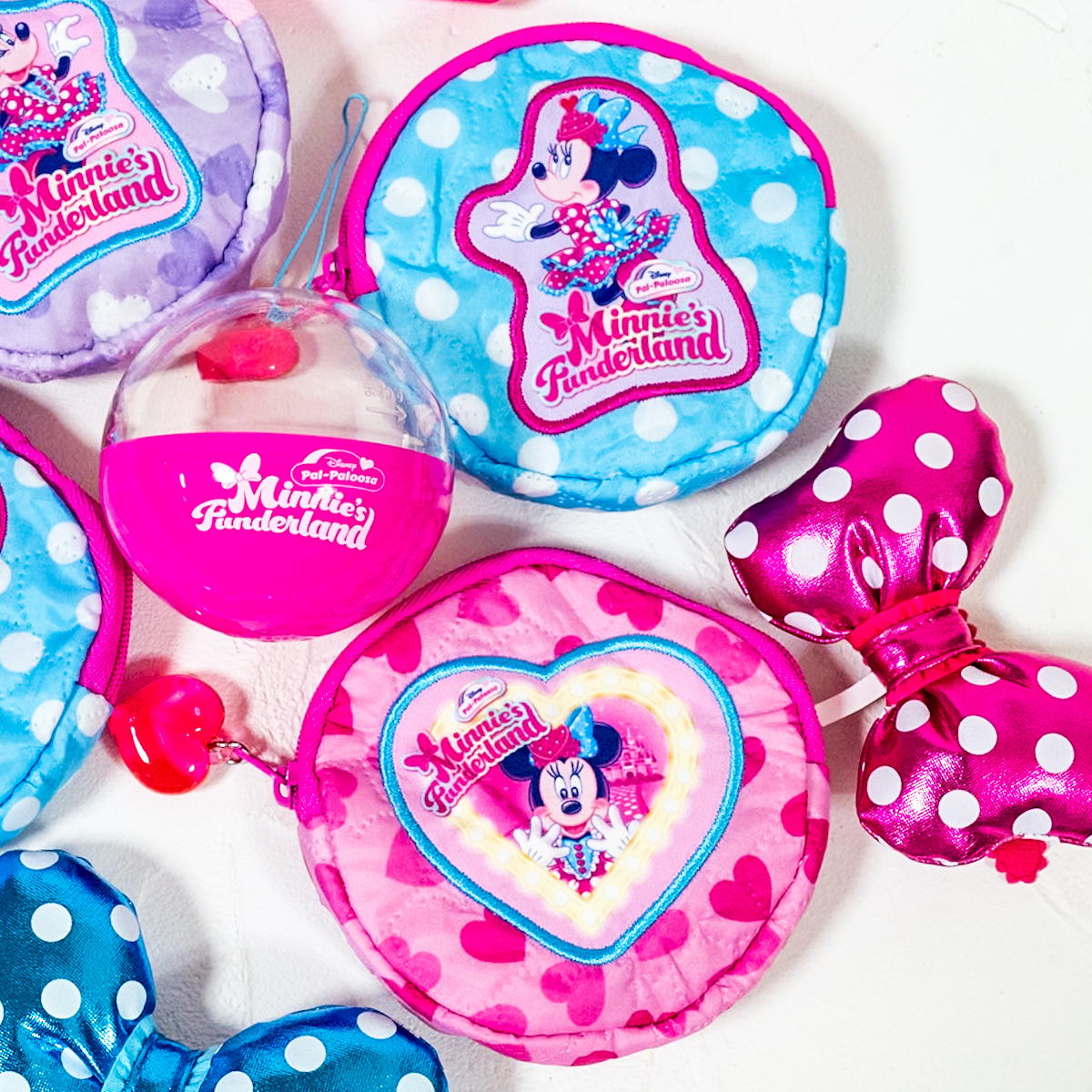 東京ディズニーランド「ディズニー・パルパルーザ”ミニーのファンダーランド”」カプセルトイ（ポーチ）2