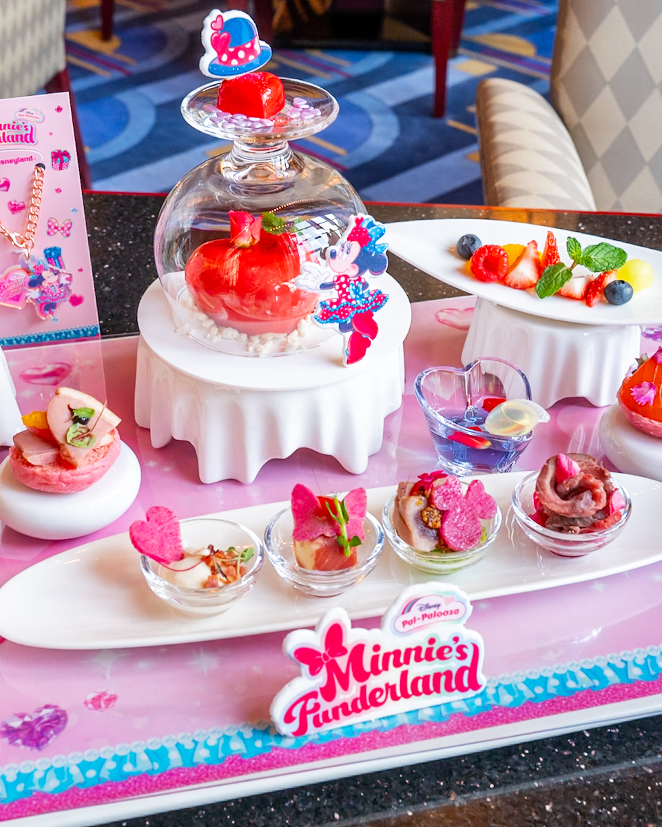ハイピリオン・ラウンジ「ディズニー・パルパルーザ”ミニーのファンダーランド”」プレミアムスウィーツセット1