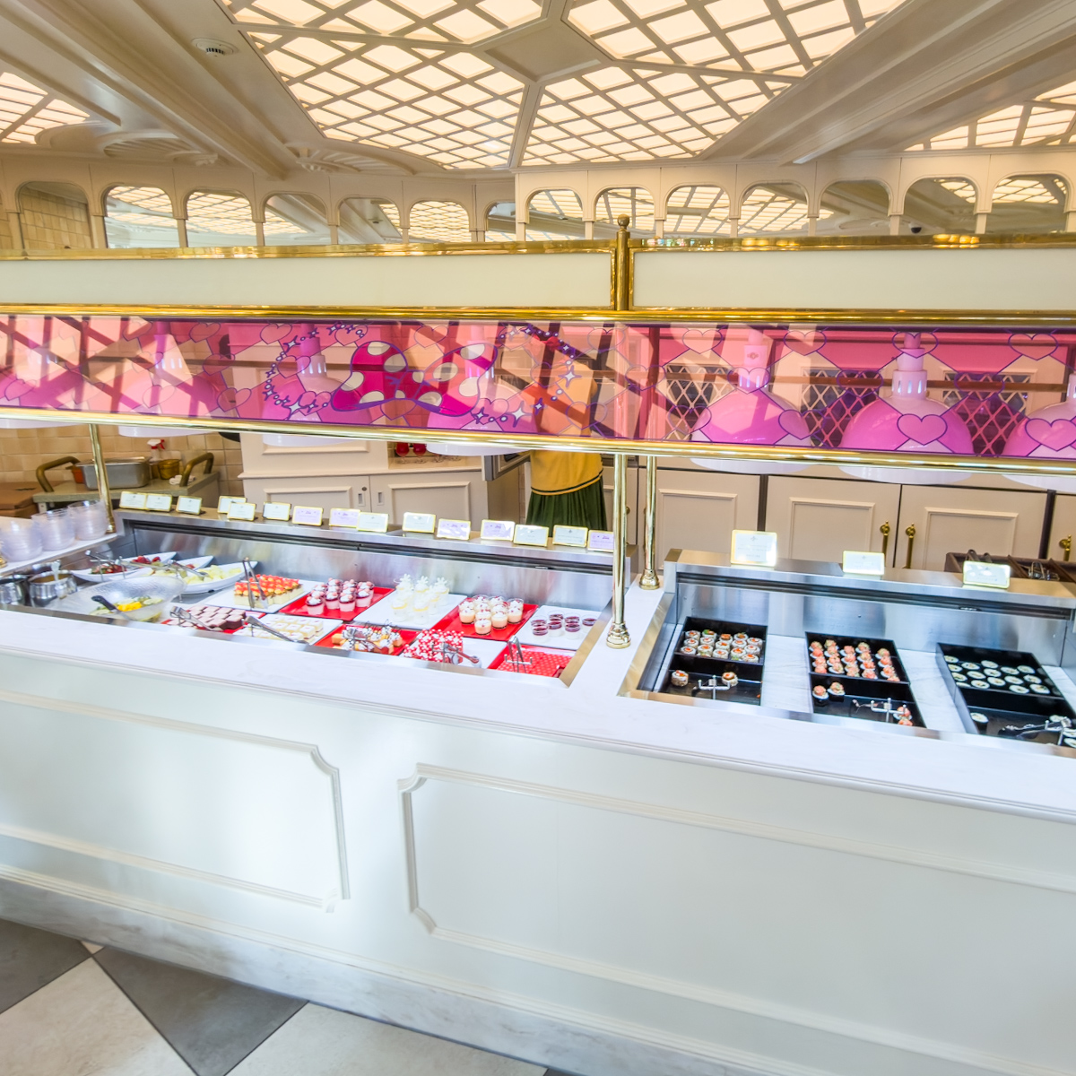 ミニーのファンダーランド　ブッフェ台