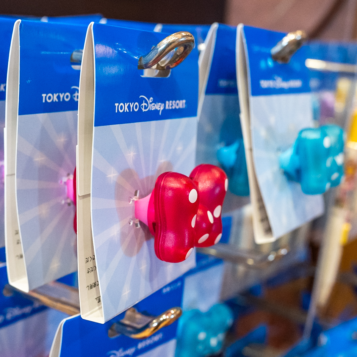 ミニーのドット柄リボン型リング