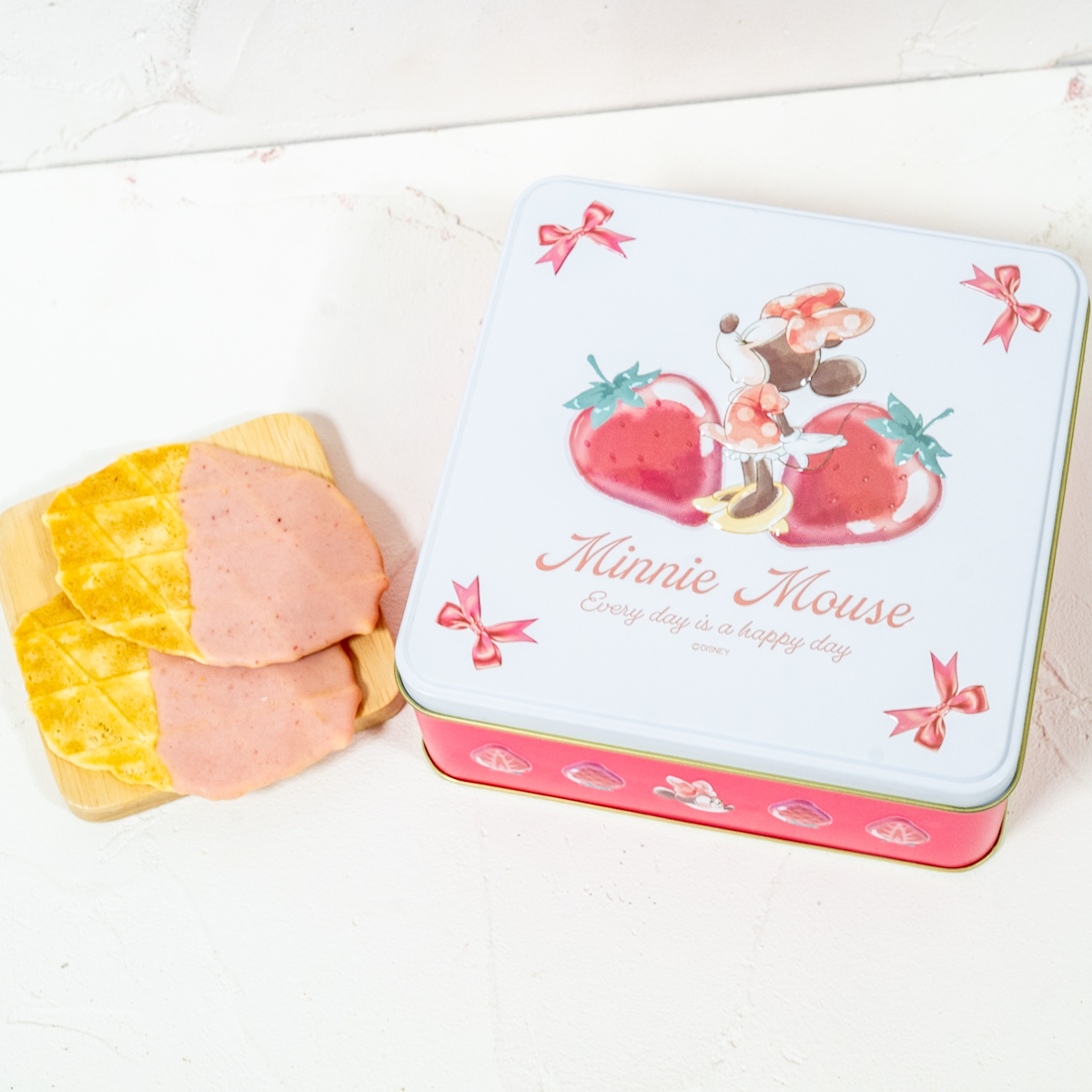 ミニー ワッフルクッキー 缶入り エンボス GLOSSY FRUITS