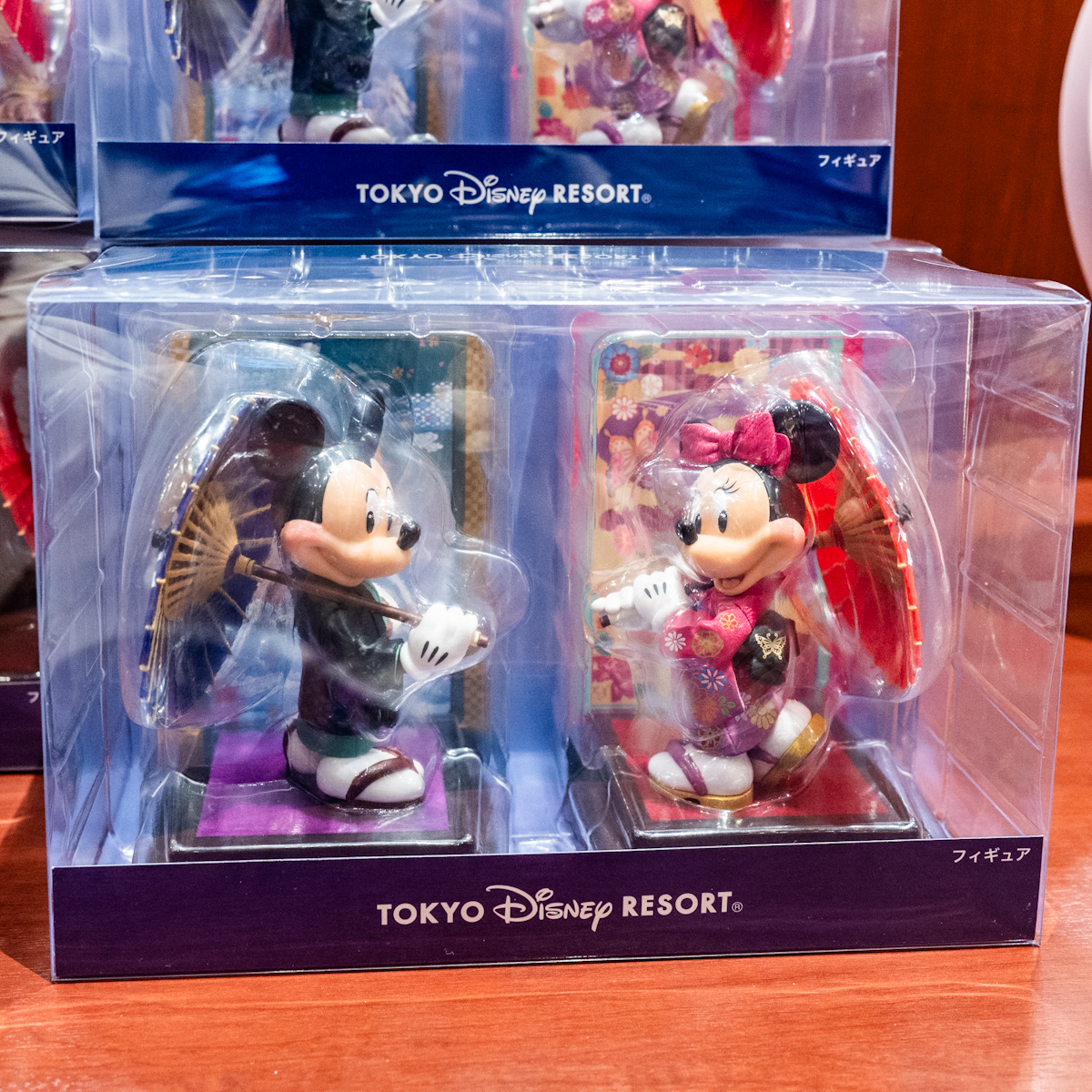 東京ディズニーリゾート 和装ミッキー、ミニーフィギュア・お土産