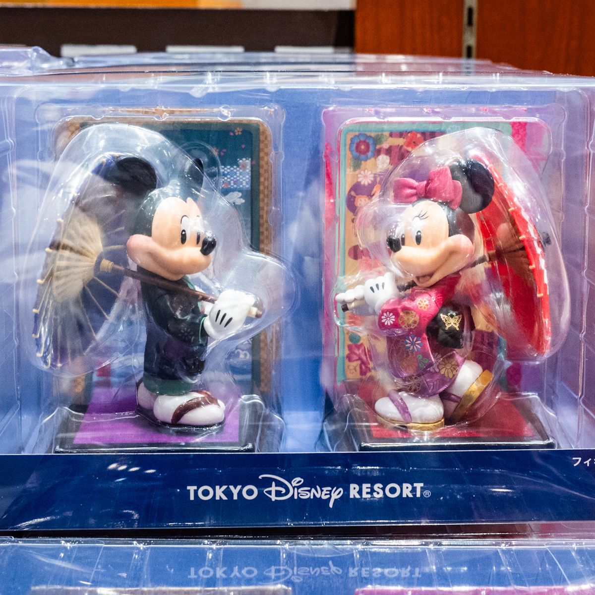 東京ディズニーリゾート 和装ミッキー、ミニーフィギュア・お土産1