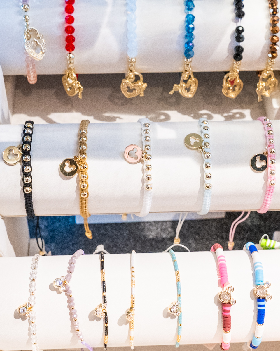 東京ディズニーランド「ガラスの靴」ブレスレット2