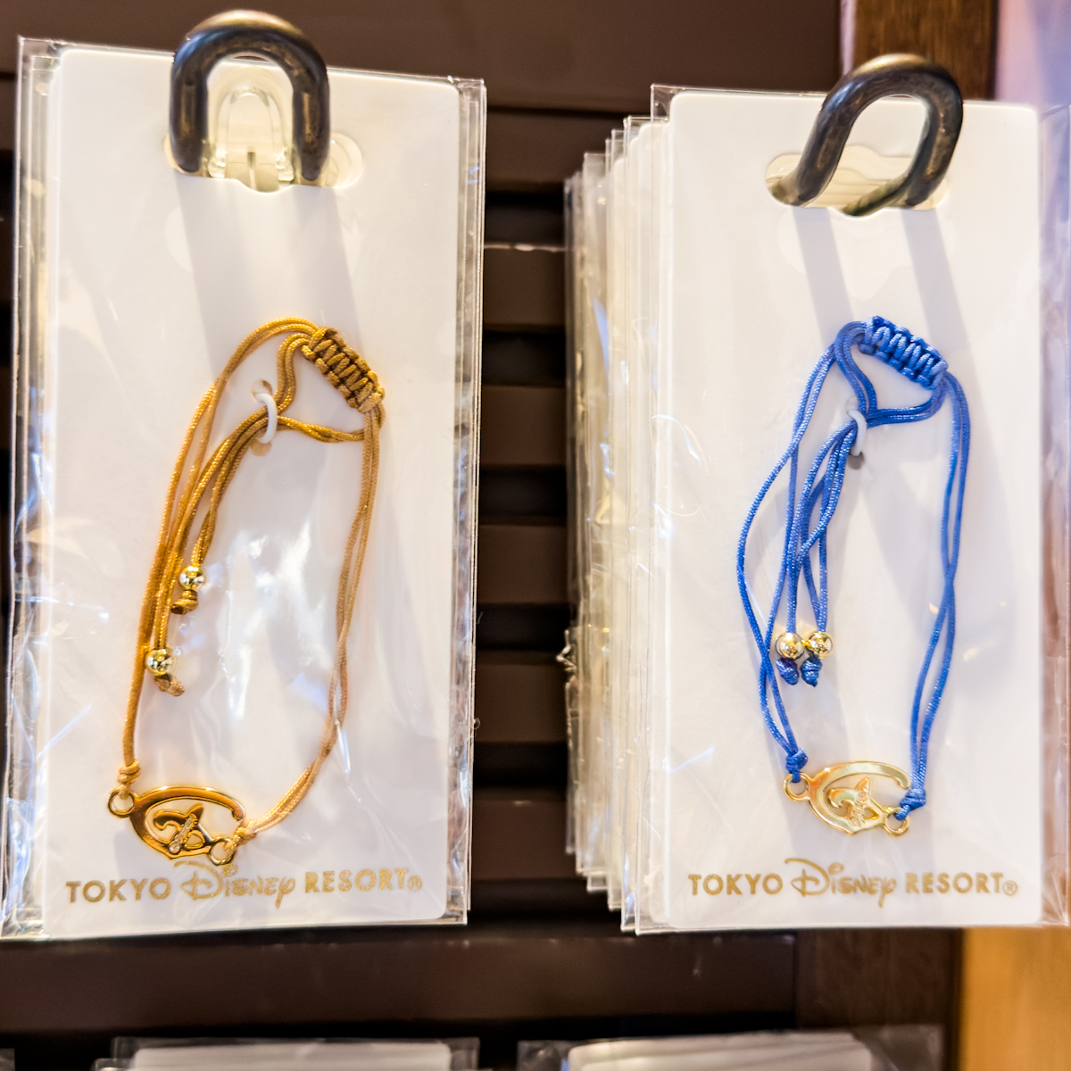 Dロゴデザインブレスレット1