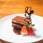 ミニーデザインのティラミス