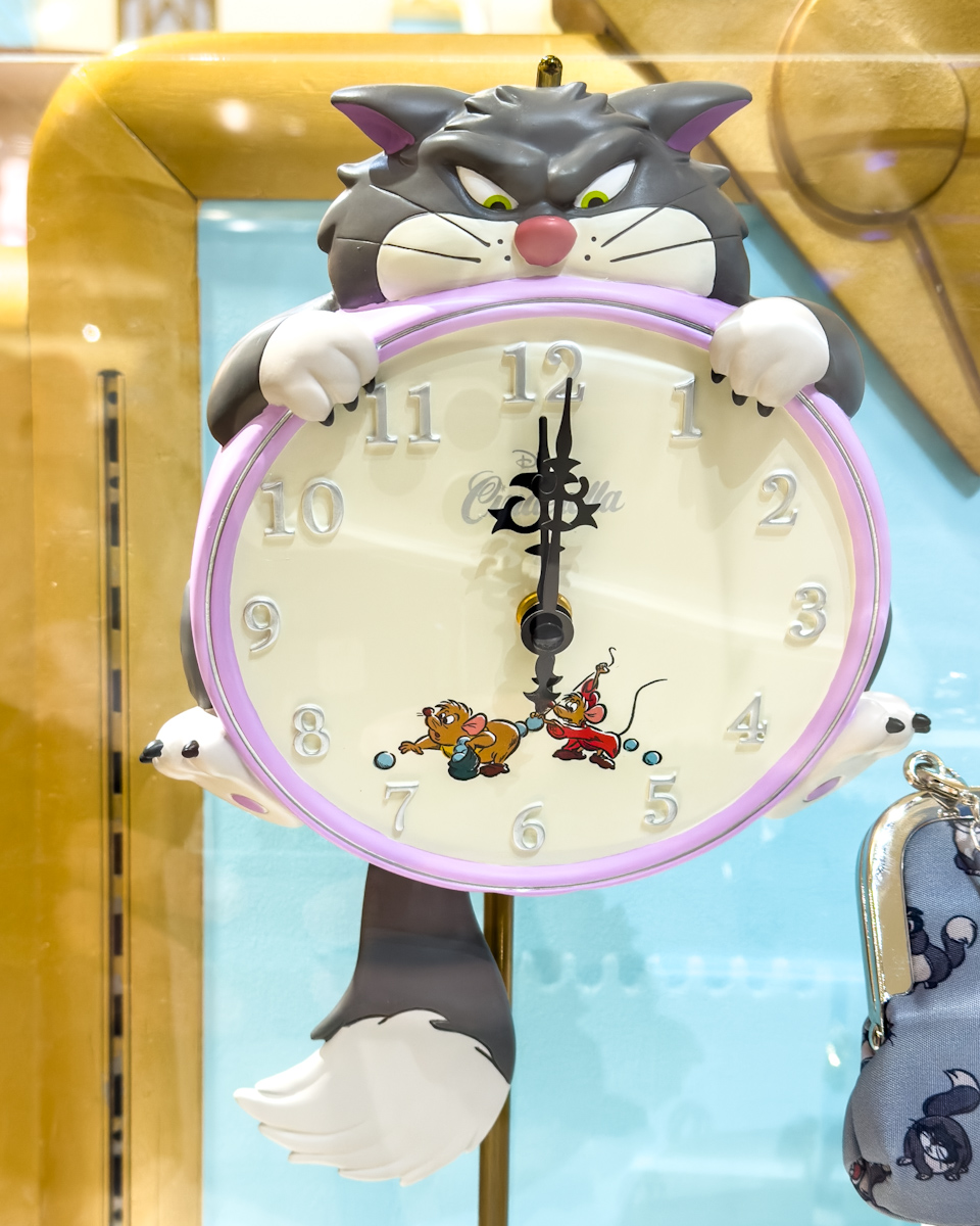 ルシファー、ジャック&ガス スカーフ DISNEY CAT DAY 2026 時計