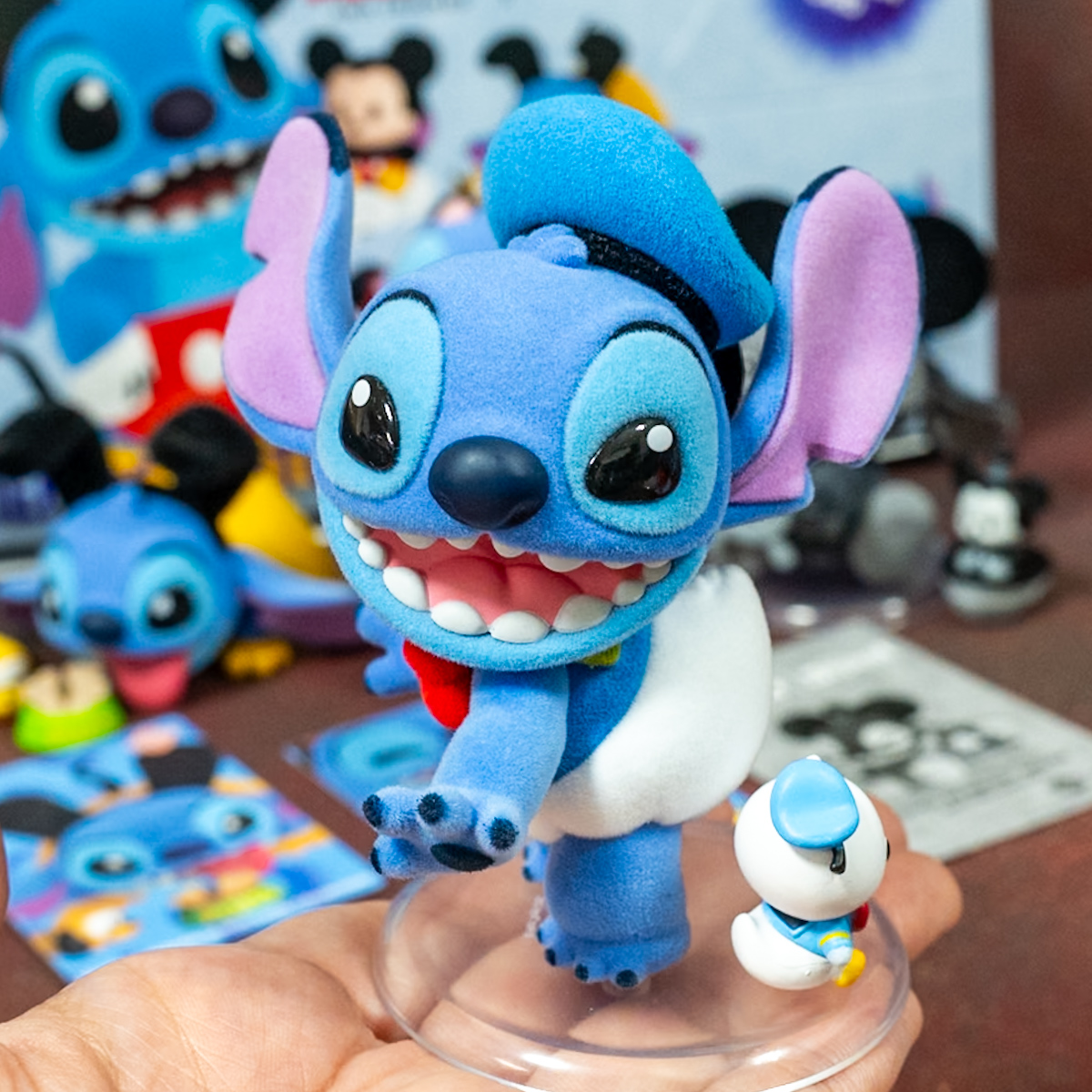 ホットトイズ【コスビ】「スティッチ：ファンシネーション」『ミッキー＆フレンズ｜スティッチ』ドナルド