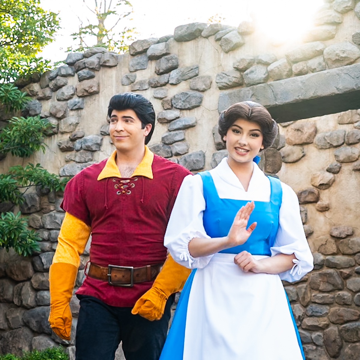 東京ディズニーランド／ニューファンタジーランド『美女と野獣』ベル、ガストングリーティング紹介