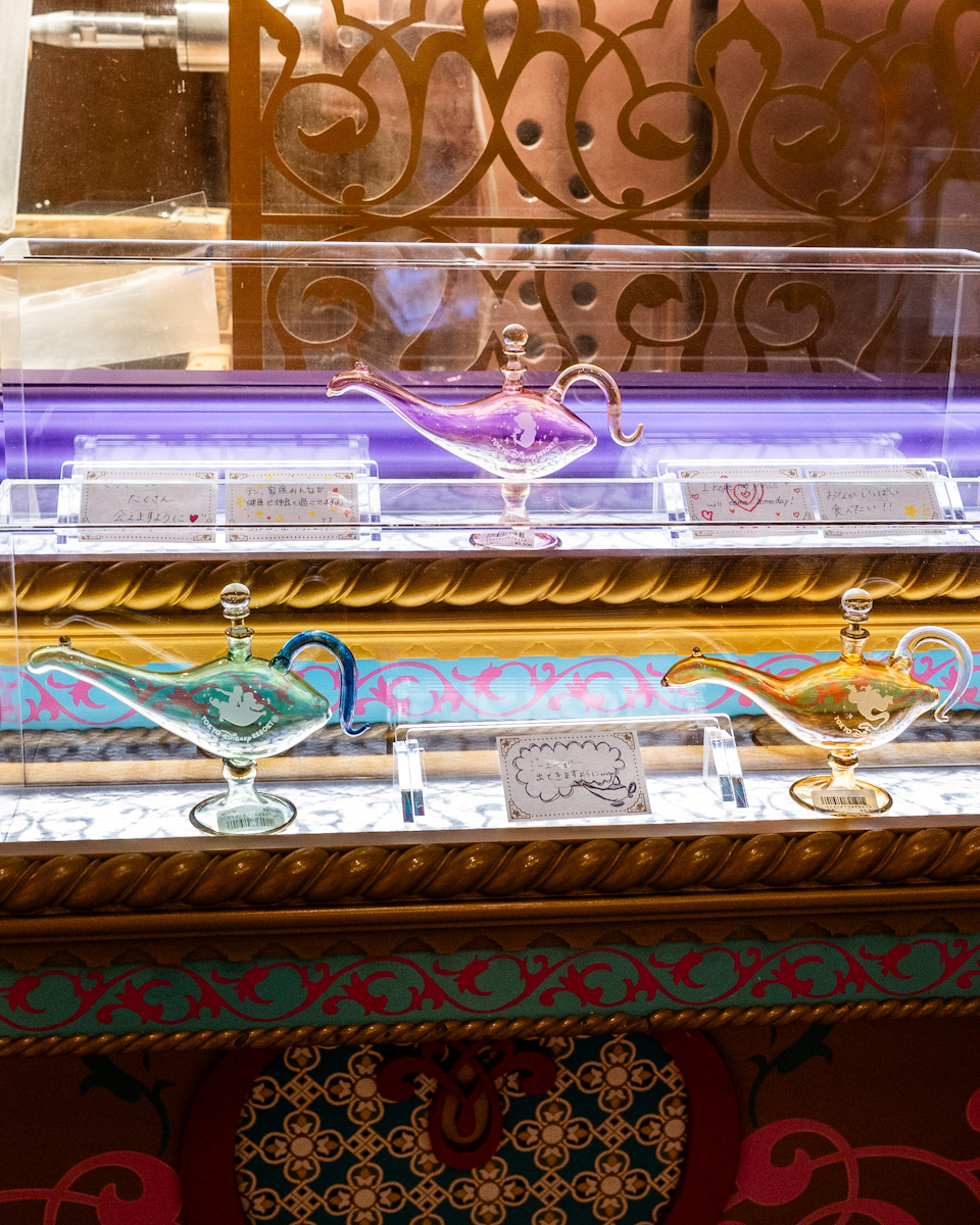 東京ディズニーシー「アグラバーマーケットプレイス」ガラスグッズ(マジックウィッシュランプ)1