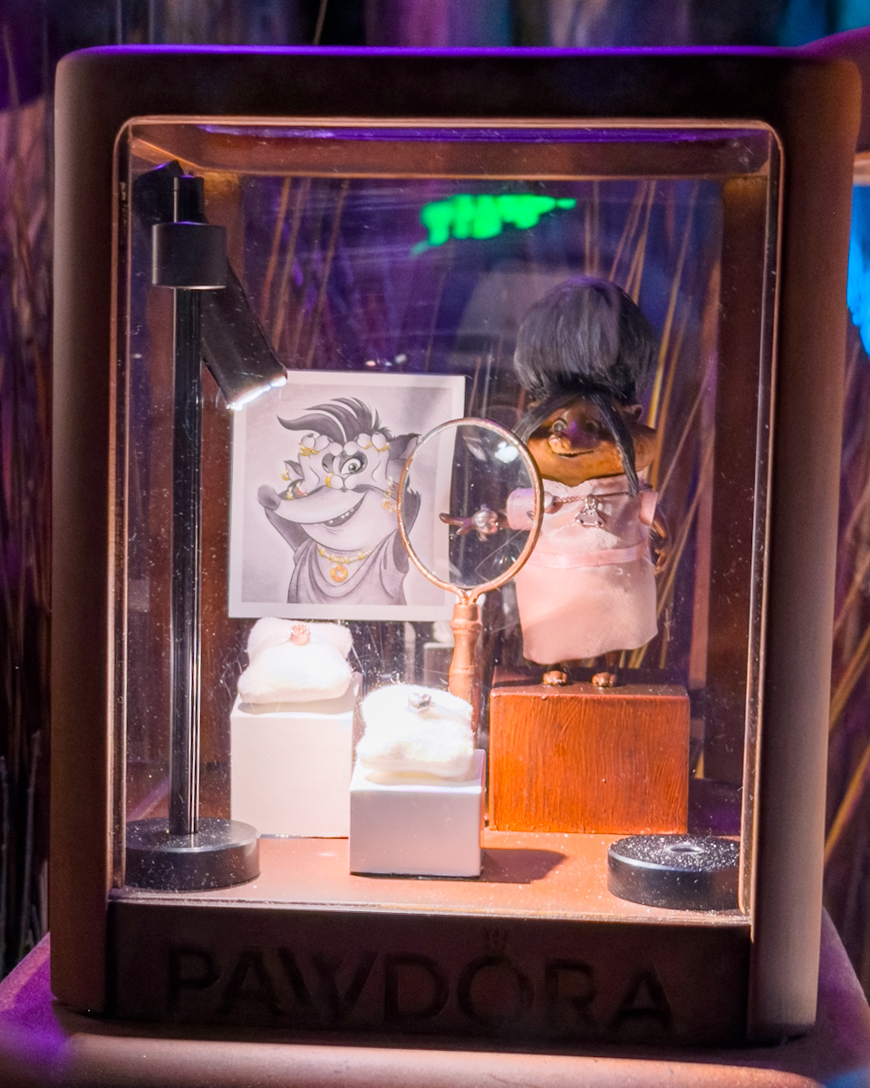 リトルローデンシアデザイン パウドラ