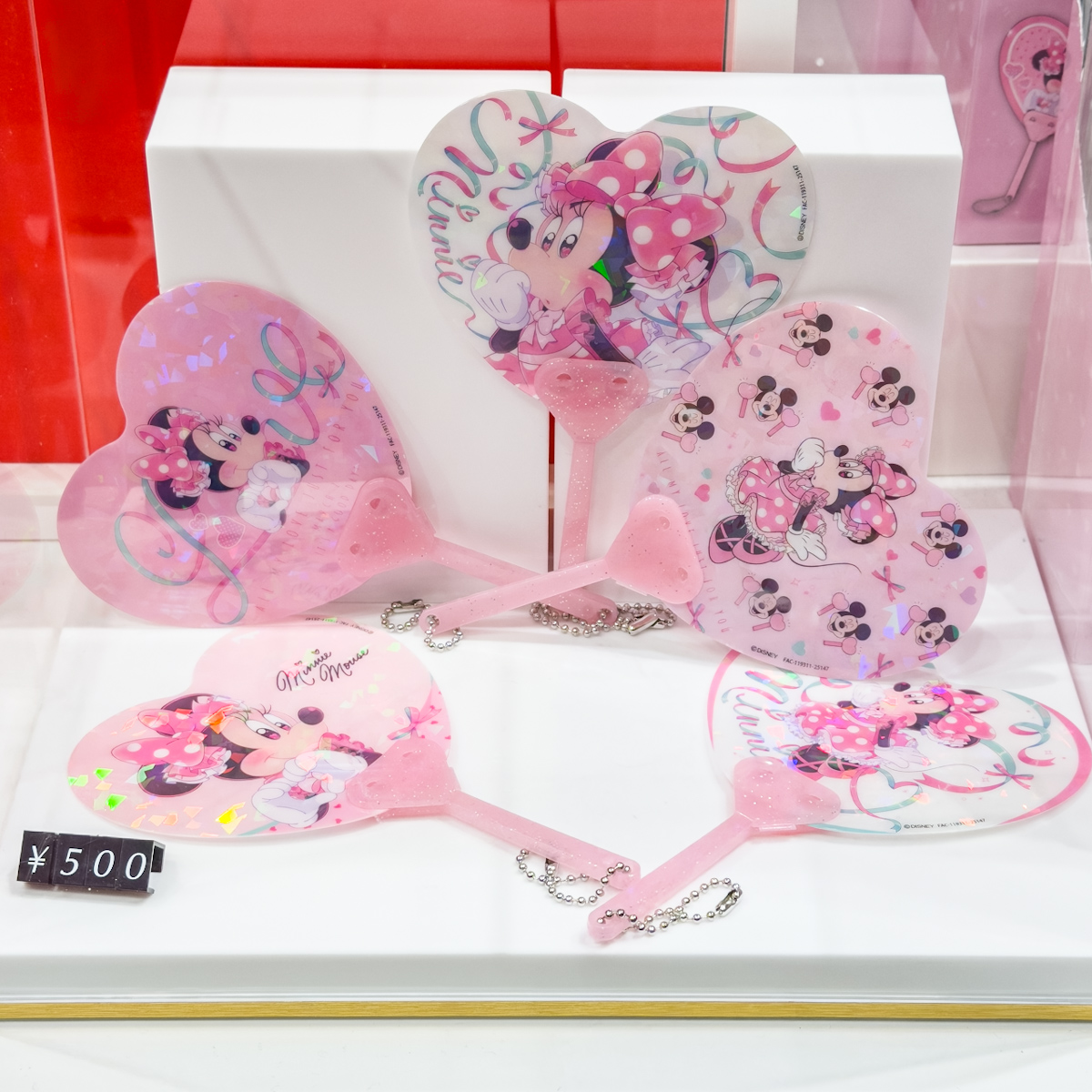 ミニー シークレットうちわ ミニ ホログラム チェーン付き MINNIE DAY 2026