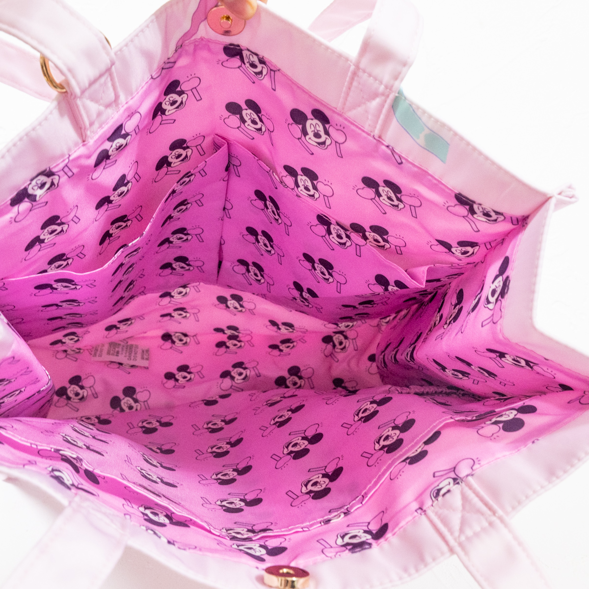 ミニーぬいぐるみキーホルダー・キーチェーンMINNIE DAY 2026 内側