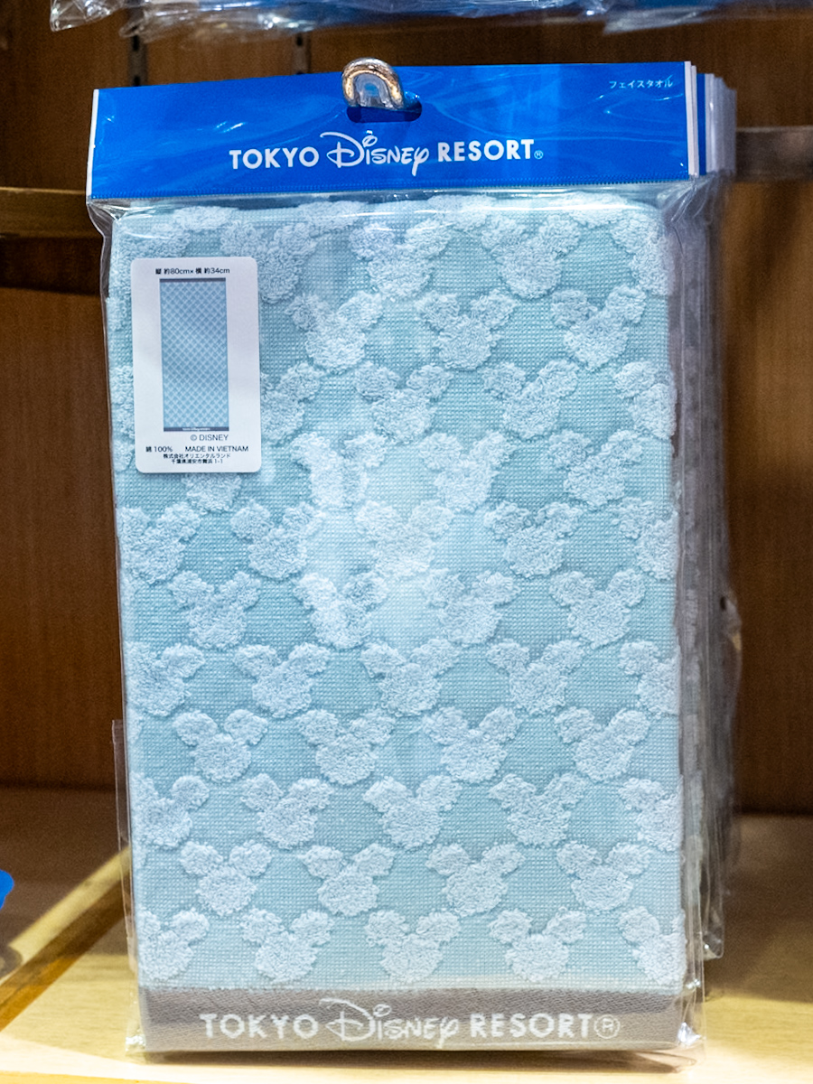 東京ディズニーランド　ミッキーデザインフェイスタオル・お土産