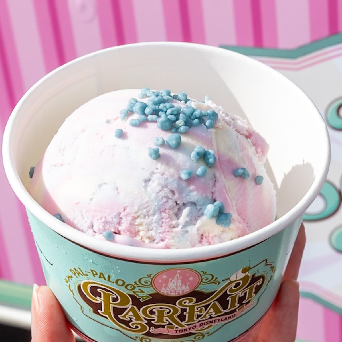 ディズニー・パルパルーザ“ヴァネロペのスウィーツ・ポップ・ワールド”カラフルマーブルアイス（ストロベリー、バニラ、ソーダ）1