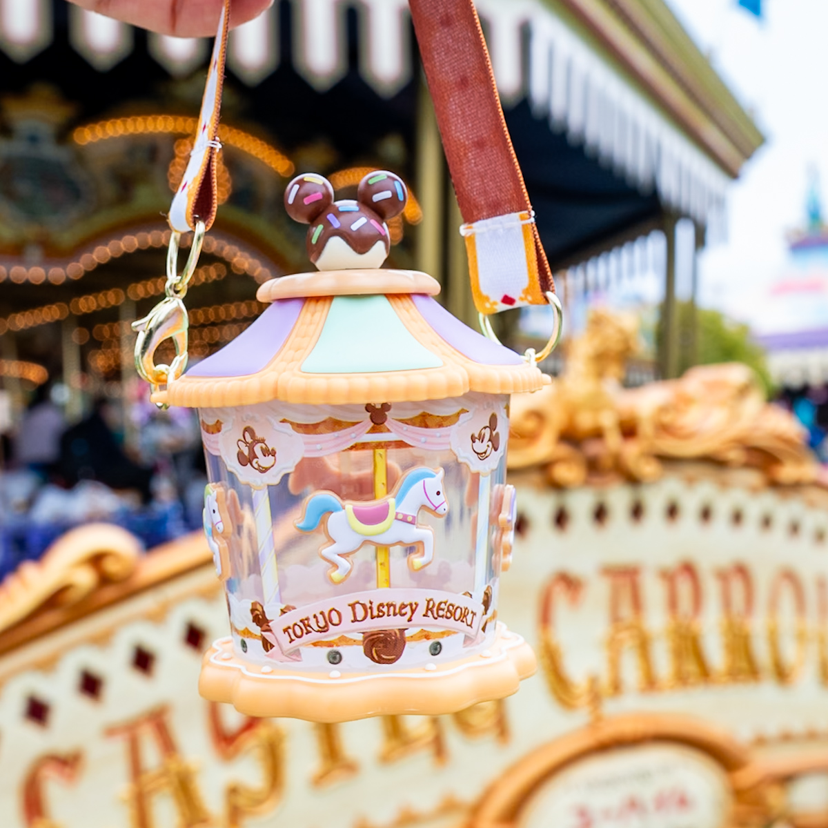 東京ディズニーランド「ディズニー・パルパルーザ“ヴァネロペのスウィーツ・ポップ・ワールド”」グミキャンディー、ミニスナックケース付き　ミッキー＆ミニー