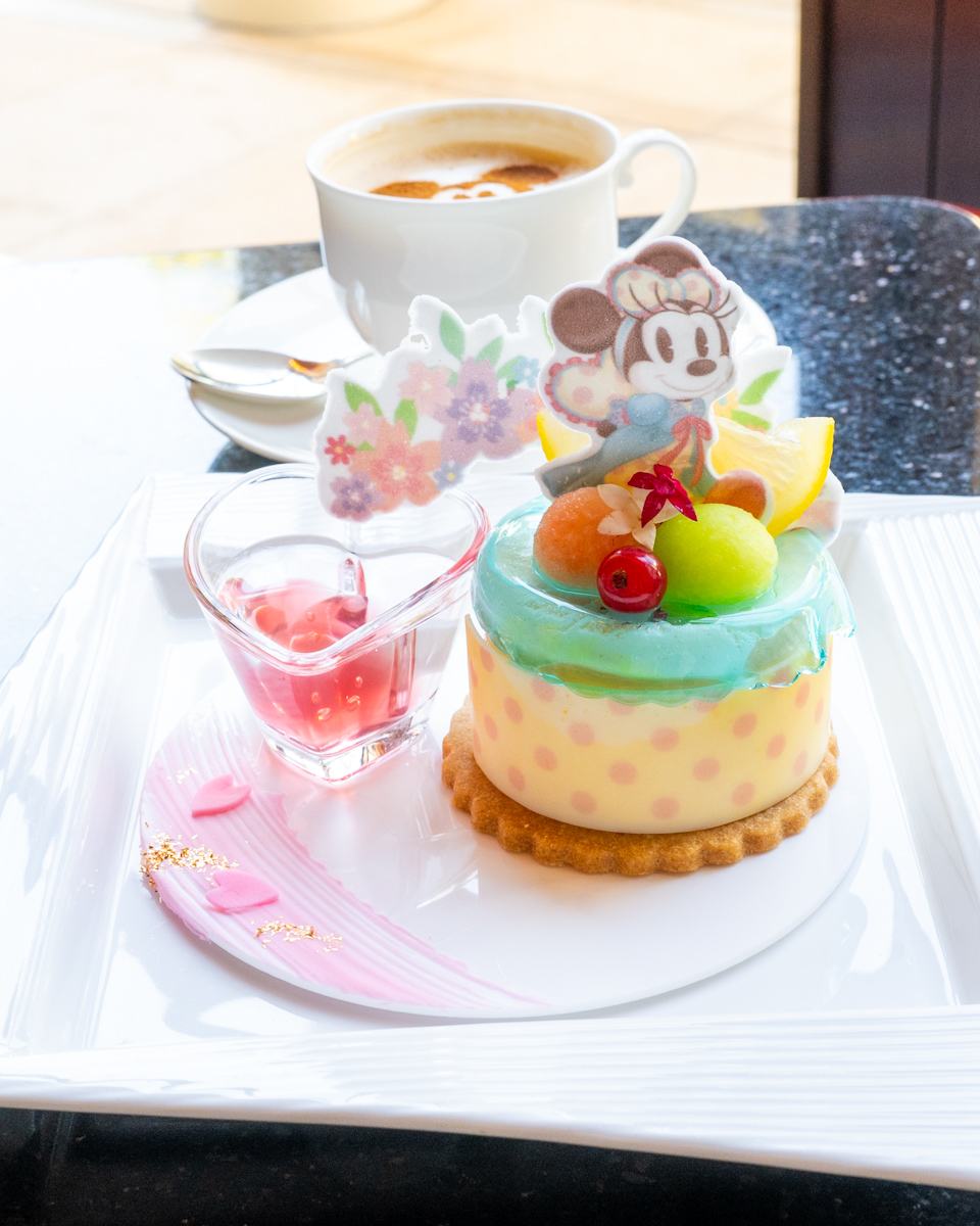 “ミニーのスプリング・デイドリーム”ケーキセット