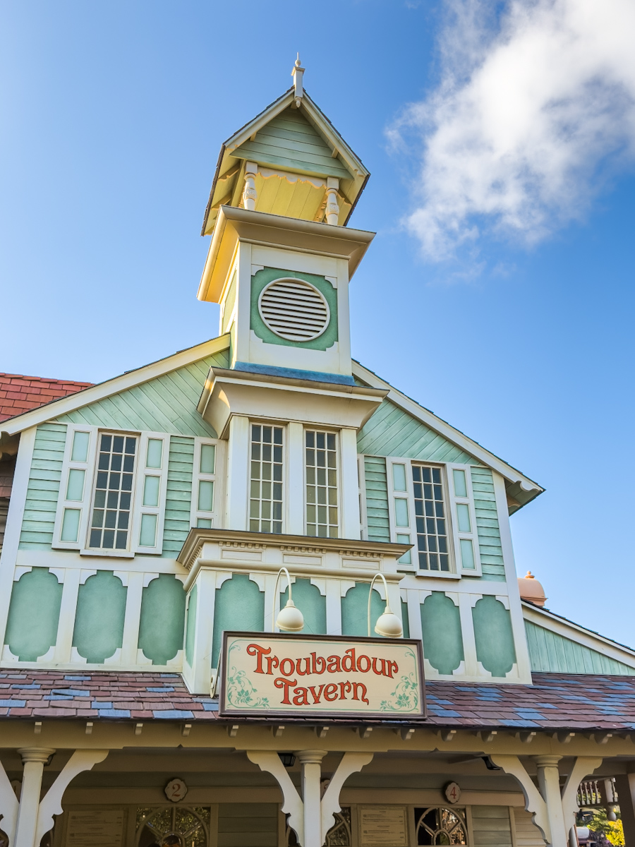 東京ディズニーランド／ファンタジーランド「トルバドールタバン」