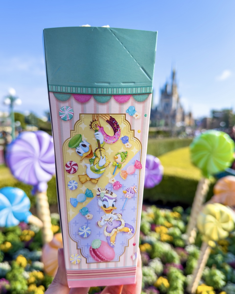 東京ディズニーランド「ディズニー・パルパルーザ”ヴァネロペのスウィーツ・ポップ・ワールド”」ポップコーン、レギュラーボックス2
