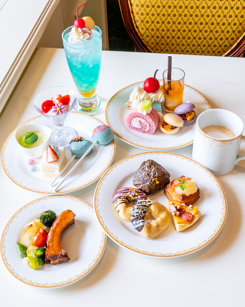 東京ディズニーランドホテル「シャーウッドガーデン・レストラン」ディズニー・パルパルーザ”ヴァネロペのスウィーツ・ポップ・ワールド”スペシャルブッフェ