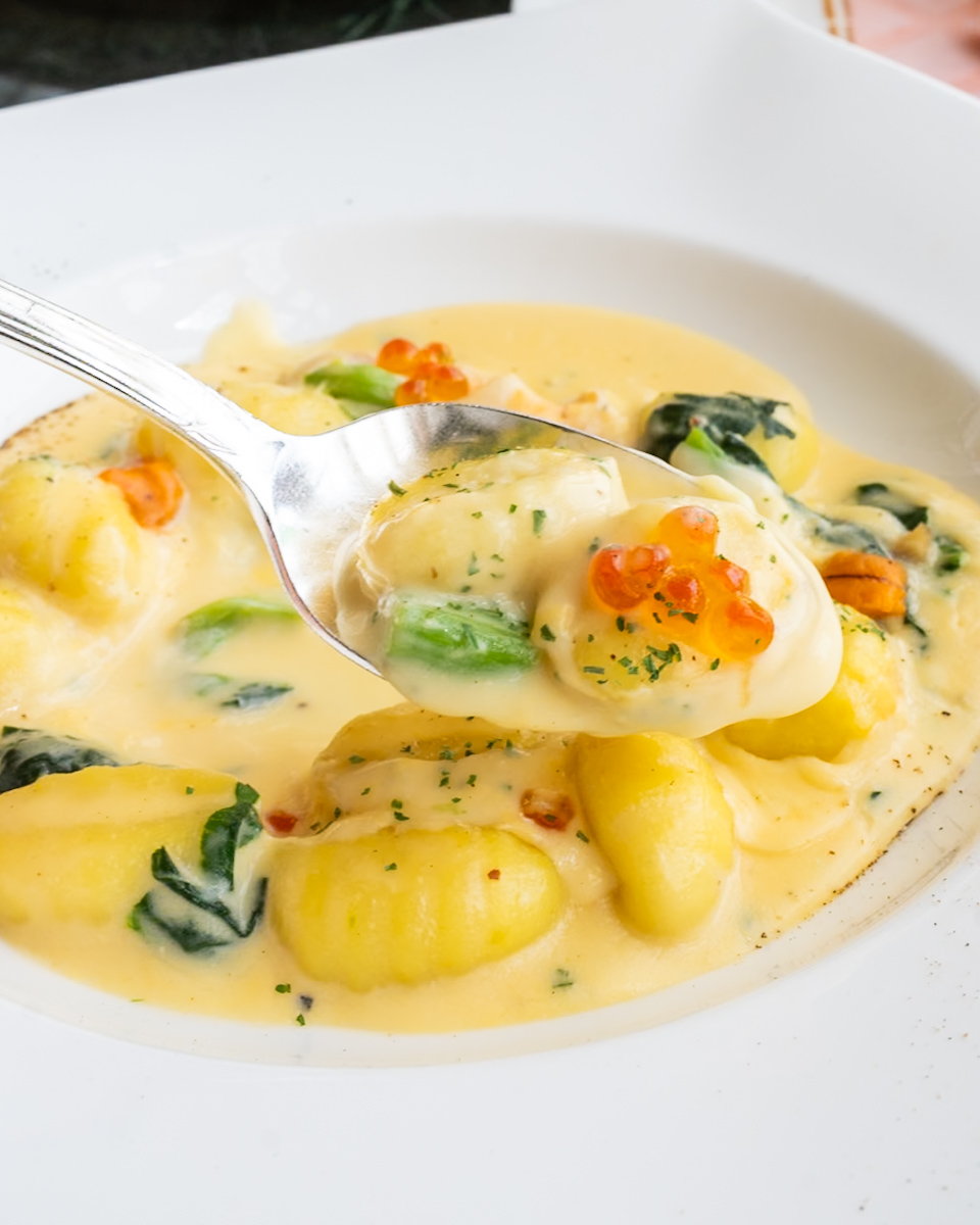 ウニとツブ貝のクリームニョッキ1