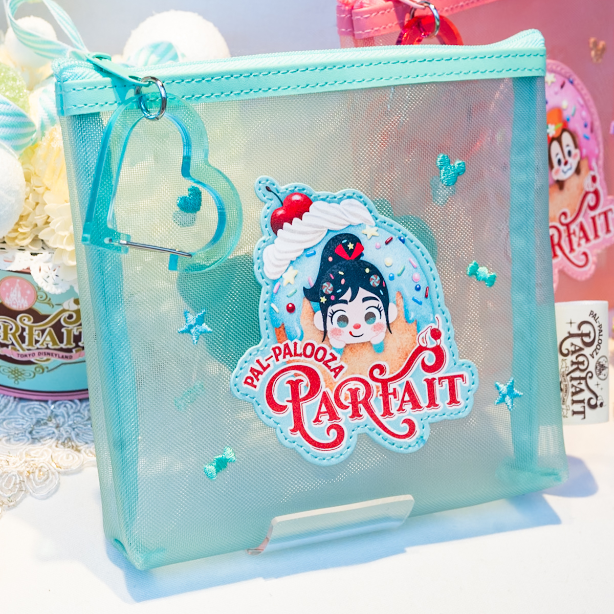 東京ディズニーランド「ペイストリーパレス」パルパルーザ・パルフェグッズ ポーチ ヴァネロペ