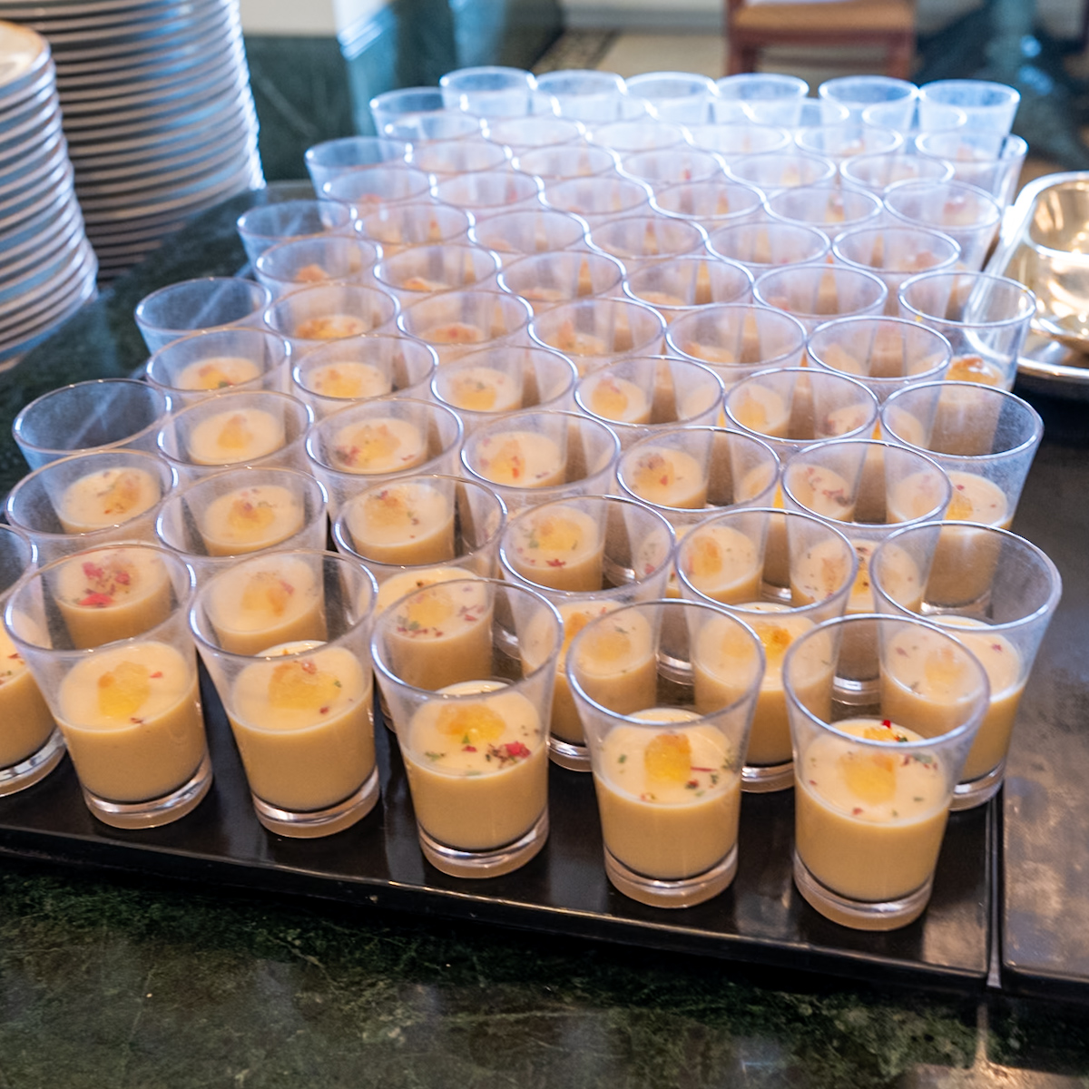 ウニのババロアとコンソメゼリー