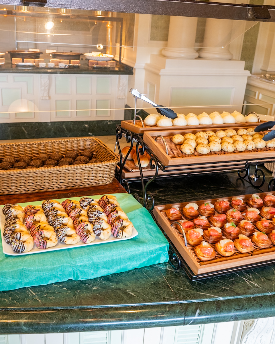 ブレッドコーナー