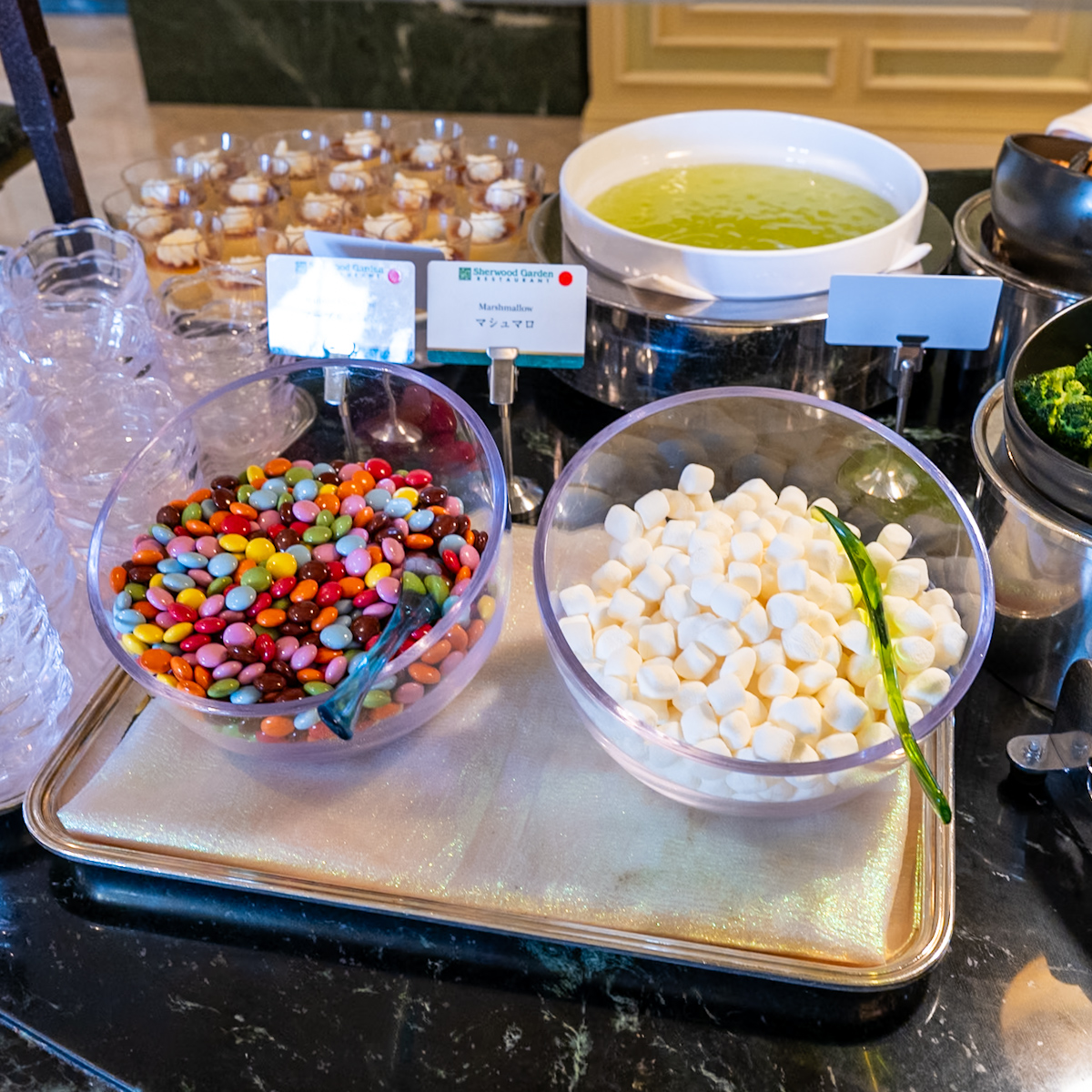 マシュマロ、マーブルチョコ