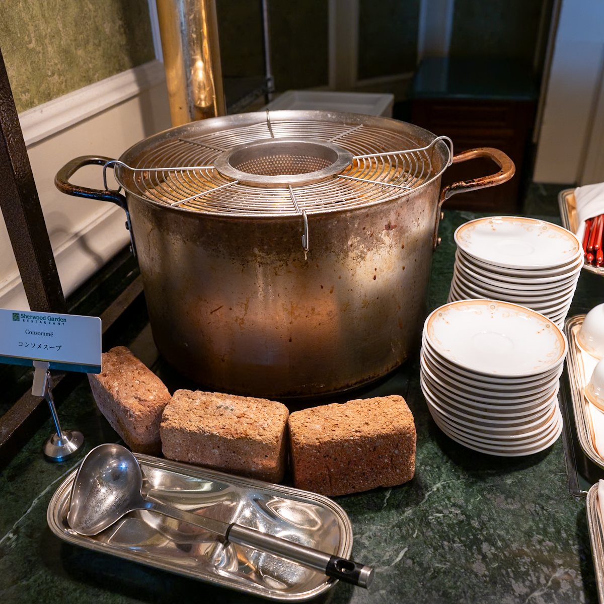 コンソメスープ