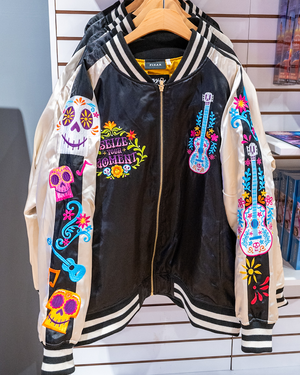 リメンバー・ミー　ジャンパー